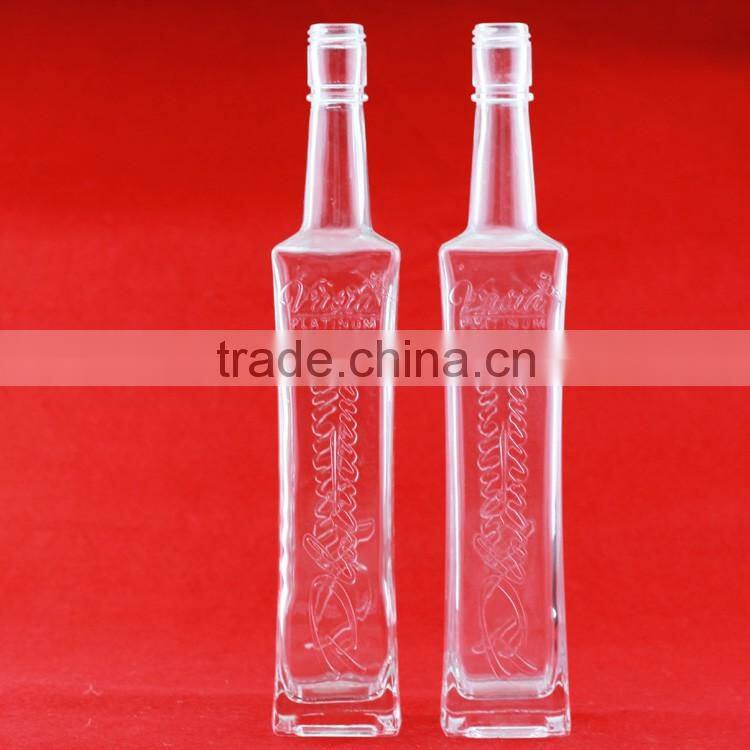 low cheap glass material bottles ice wine bottles 700ml aluminum metal cap bottles