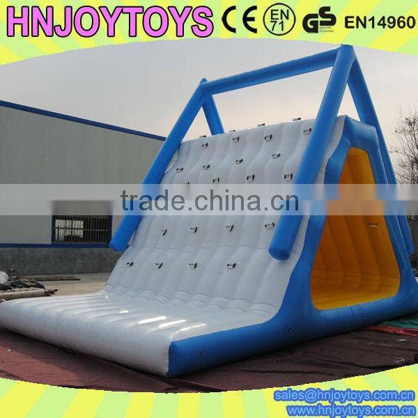 Inflatable freefall extreme water slide glider game