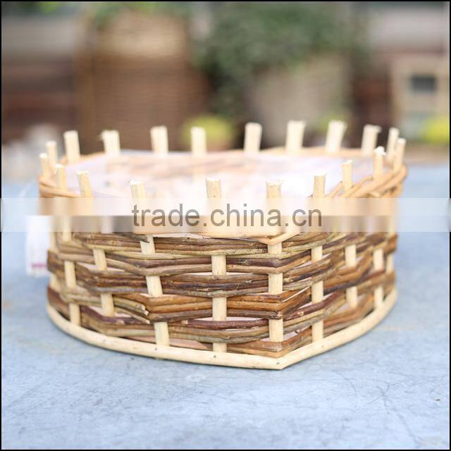 Natural 100% handmade heart-shaped wicker plant basket