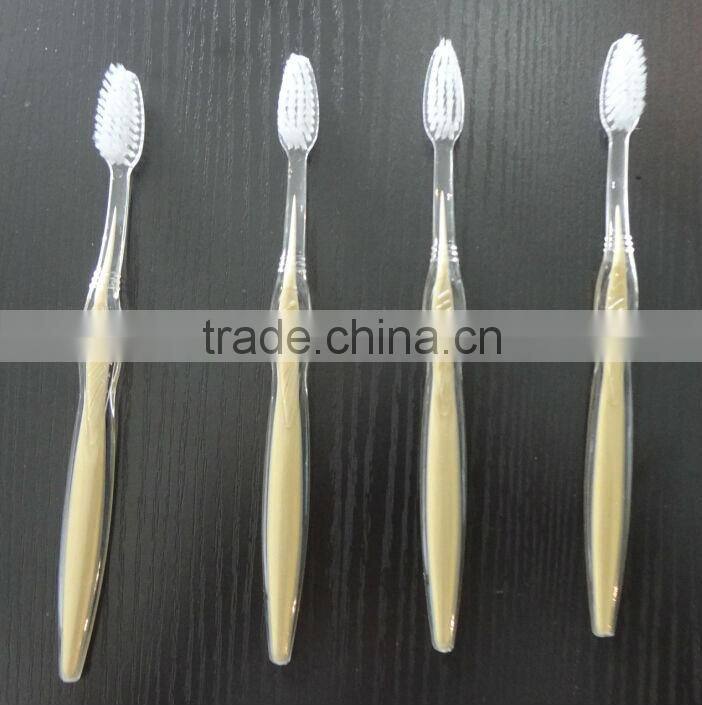 Wholesale pp material travel disposable toothbrush with cap for hotel
