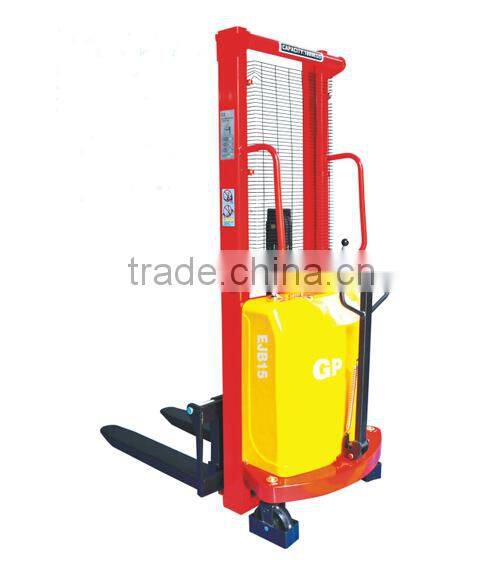 1.0-2.0T Semi-Electric Stacker