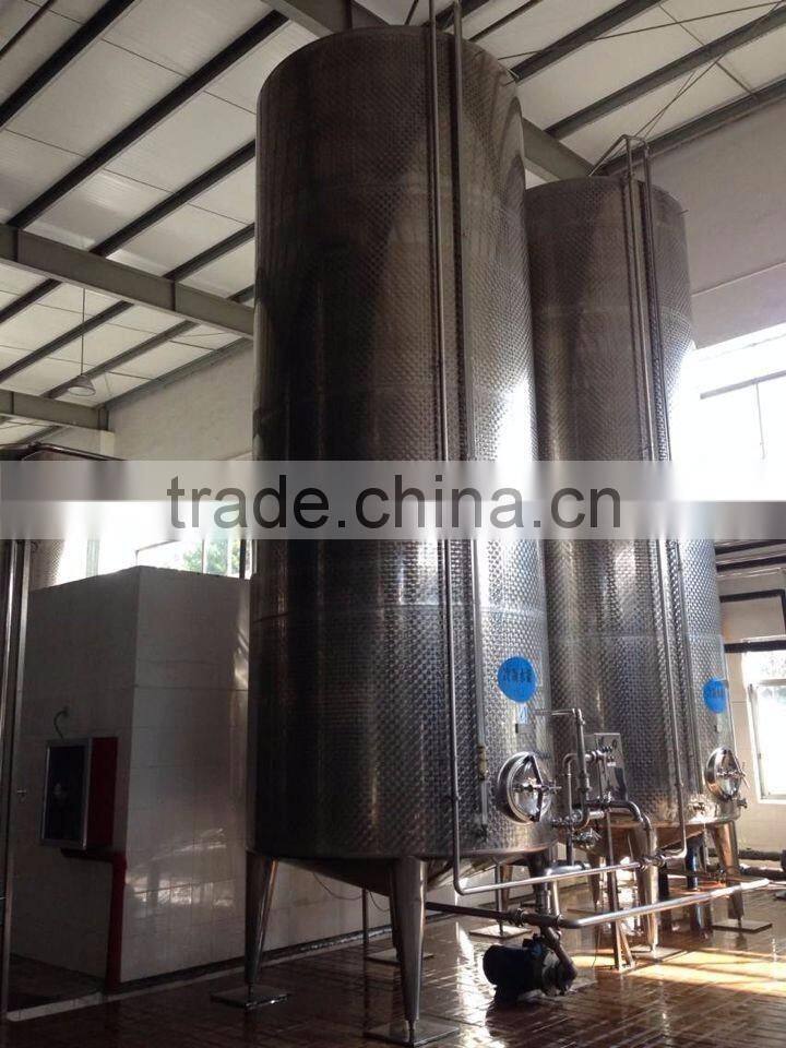 wine and alcohol cooling fermentation tank