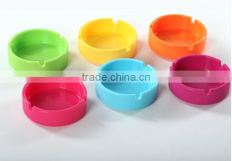 Colored silcone ashtray