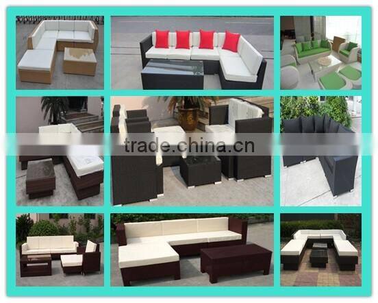 Rattan coffee shop tables and chairs