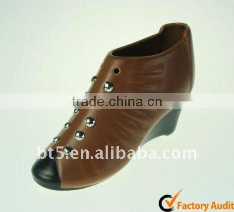 Ceramic girls fashion shoes for decoration