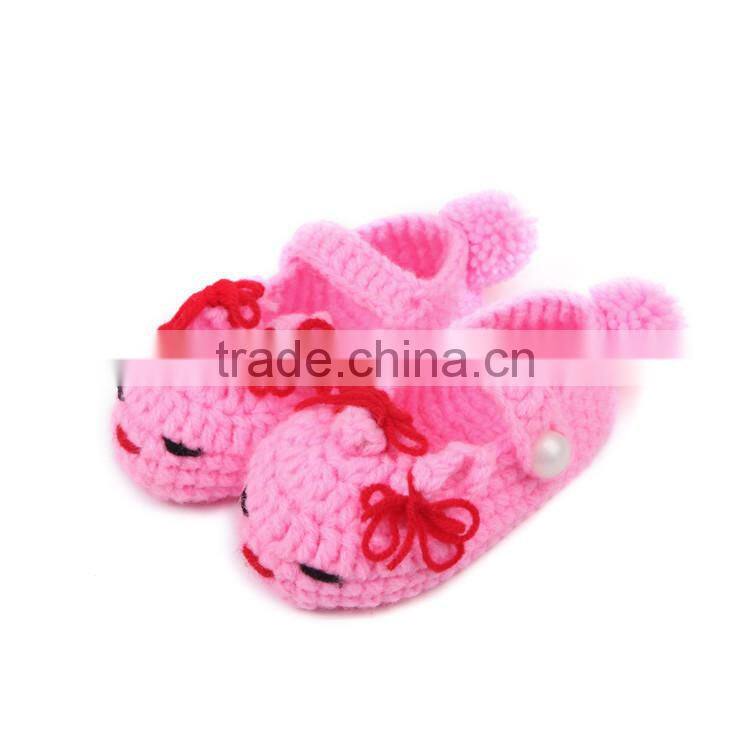 Pompon and Cute Cat Style Crochet Pattern Free Baby Shoes