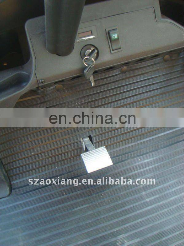 Single seat mini battery powered carts