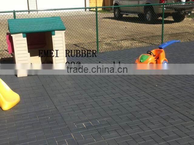 Standard brick rubber flooring