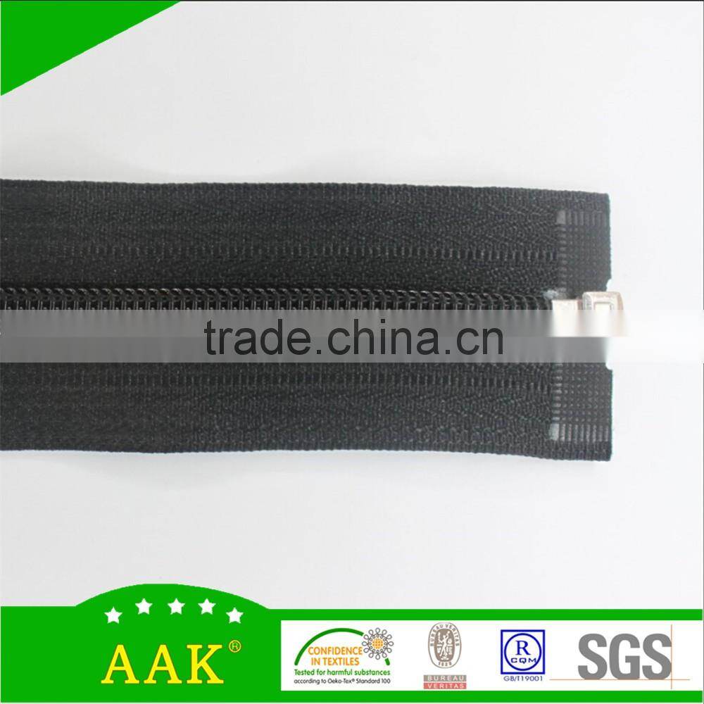 8#Open end nylon separating zipper