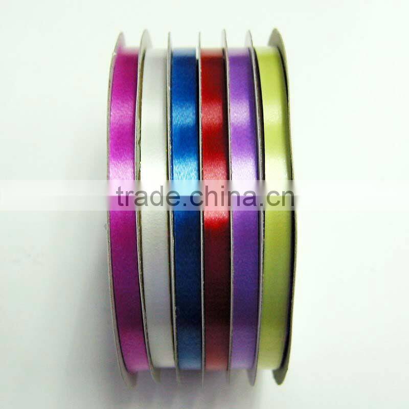 Decorative Christmas Plastic Ribbon/Embossed Curly Ribbon in Different colors with plastic spool