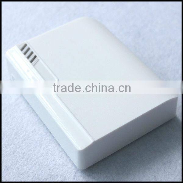 10400mAh mobile power bank manufacturer for smartphones with flashlight SOS light for emergency