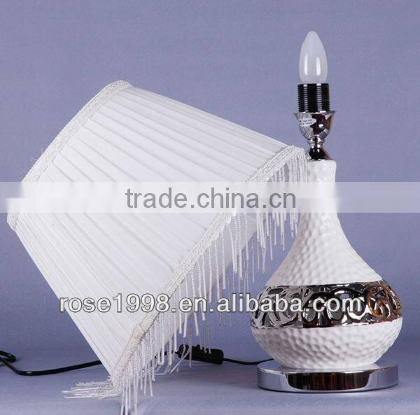 table lamp with white lampshades for home decorative