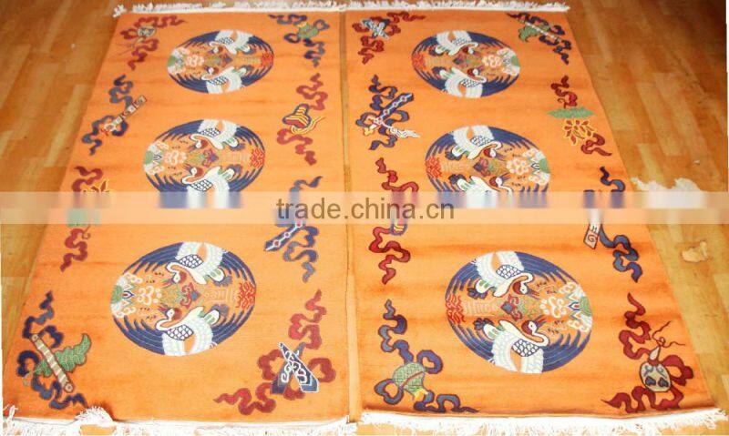Animal pattern woollen carpet