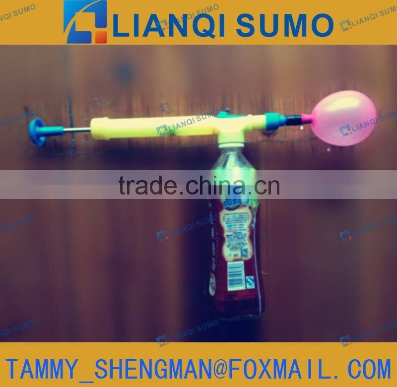 Balloon Pump/water balloon pumper used with cola bottle