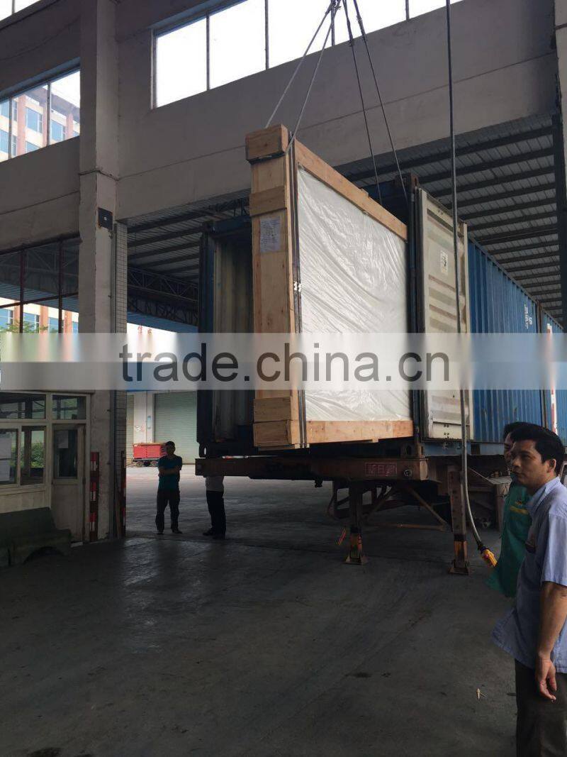 sliding door bathtub shower glass/ showers and baths/ shower door glass