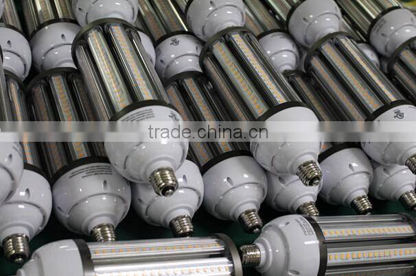 ShenZhen factory 2300K E40 led street light 100w