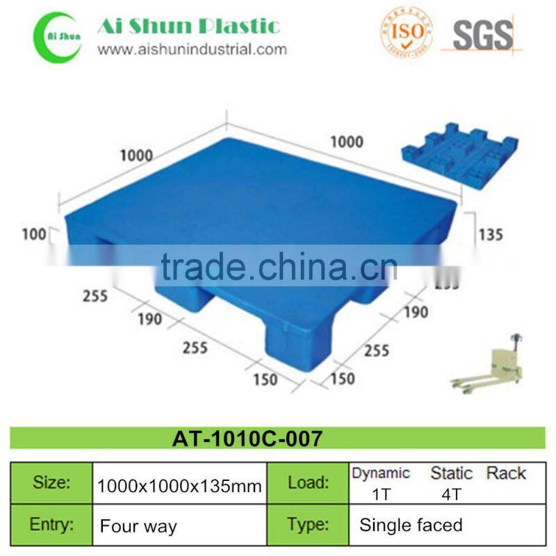 Flat top recycle steel reinforced plastic pallet