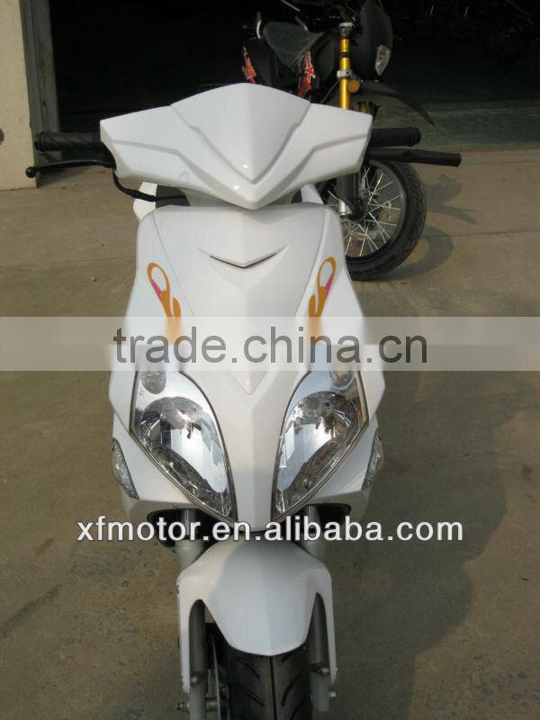 EEC mini engine scooter