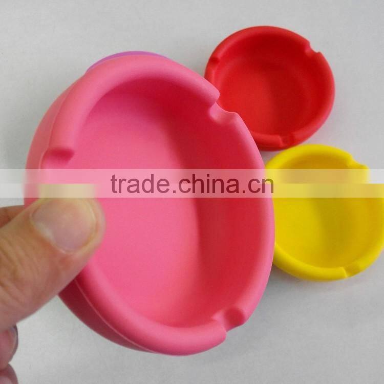 Hot selling promotional gift silkscreen printing round silicone ashtray