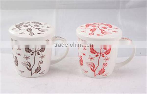 Multi cartoon design wholesale fine bone china tea cup with cover
