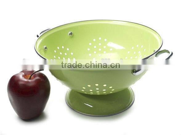anti-rust metal fruit colander