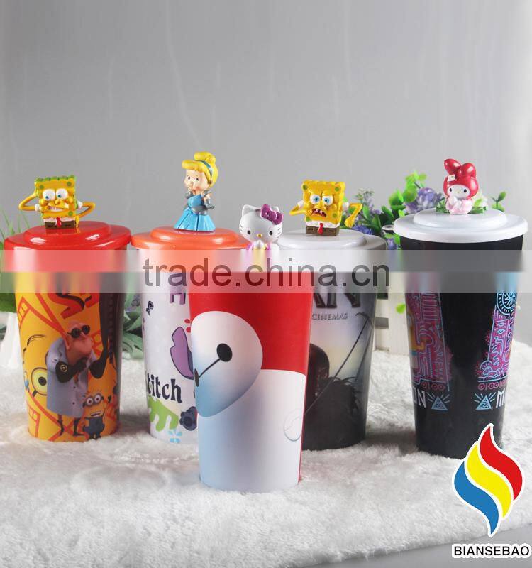 BPA free customized made pp plastic cup with top figurine