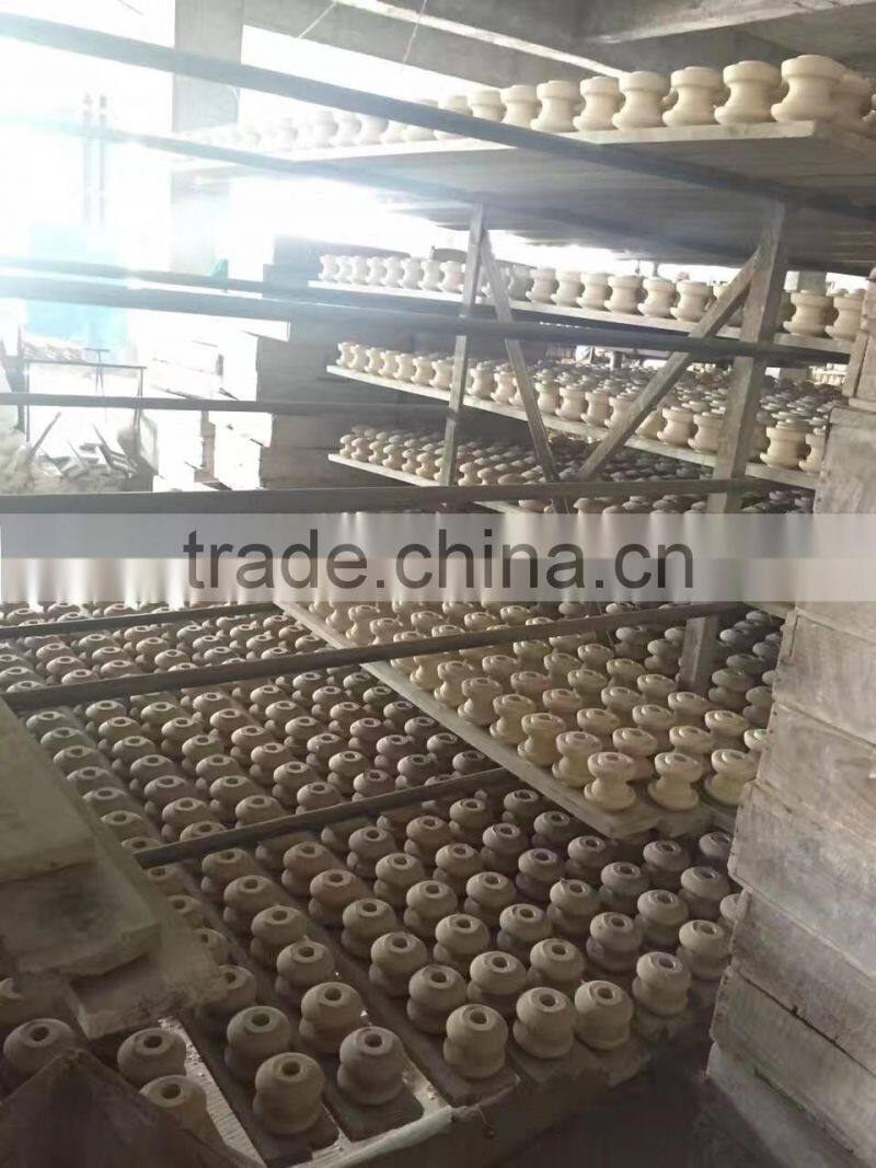 low price inventory porcelain electric fence shackle insulator F-2