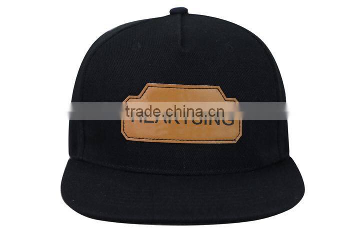 Plastic strapback wholesale custom 6 panel snapback hats made in China