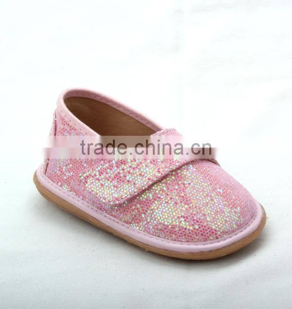 Girls leather shoe new squeaky children shoes