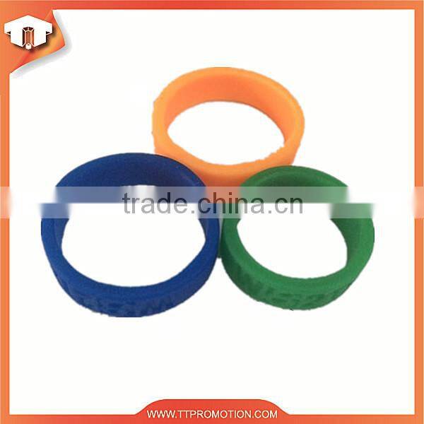 China manufacturer wristband step counter