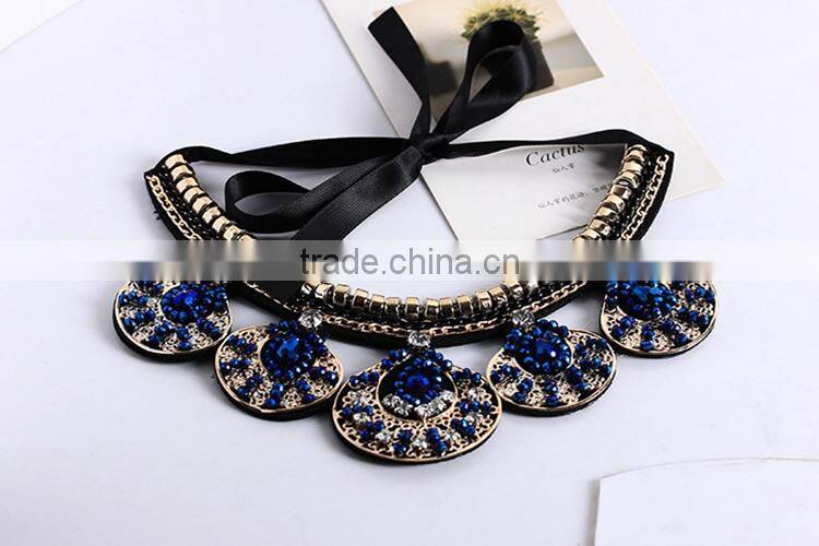 2015 newest bling bling rhinestone collar necklace Korea popular jewelry short joker necklace