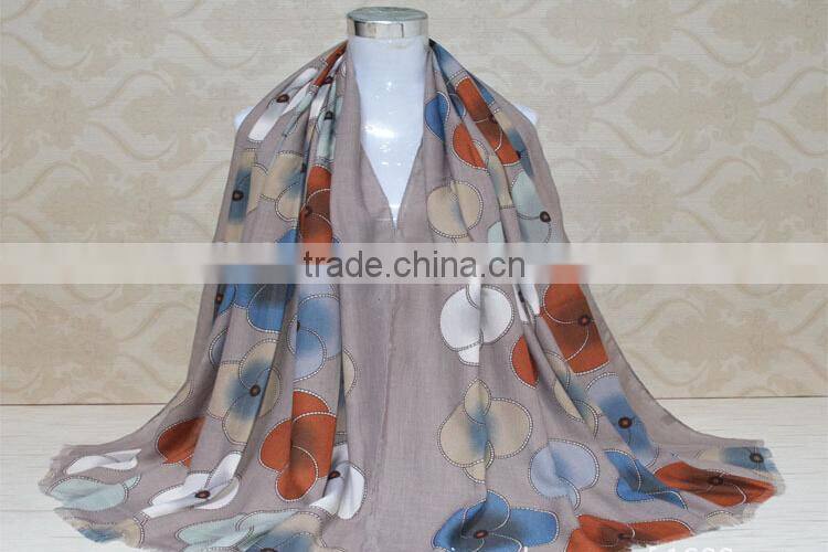 Manufacturer Wholesale Fringed Viscose Flower Printed Fall Fashion Woman Scarf