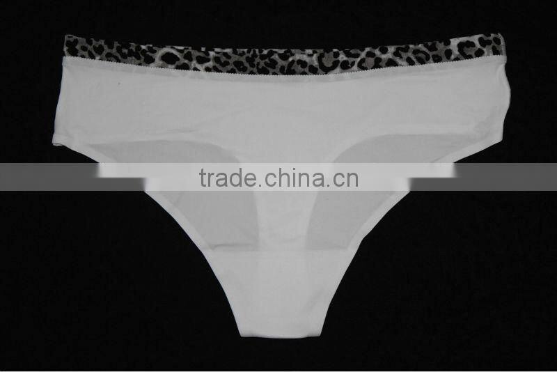 2014 Latest Design Seamless Bonded Thong Underwear Woman