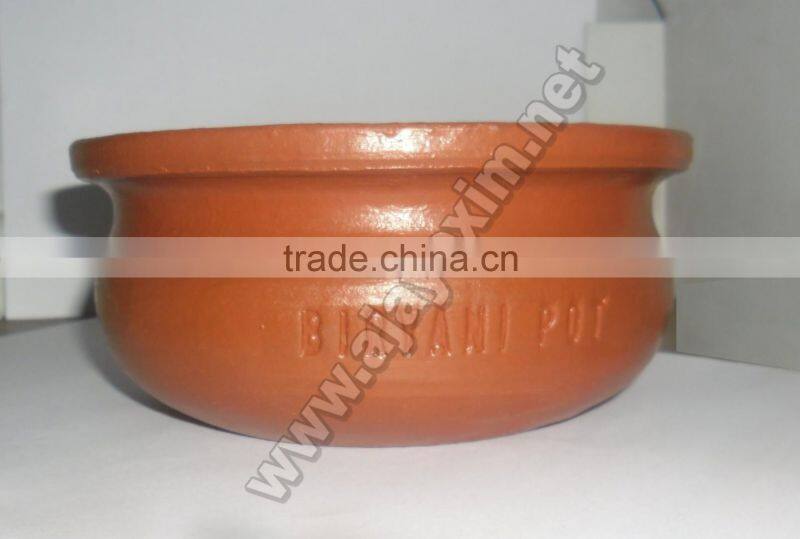 Suppliers of clay pot