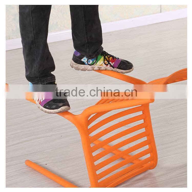 Modern 3v plastic chair design