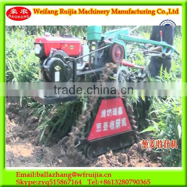 2016new design farm machinery diesel engine tractor drive potato /Ginger /onion harvester