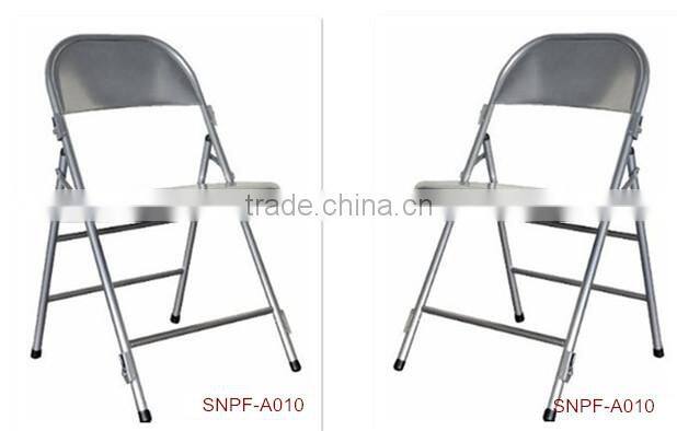 white plastic wedding folding chairs with metal legs