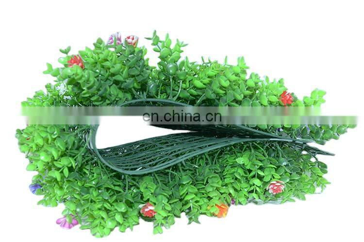 Vertical green wall flower