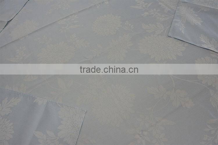 Hot selling 100%polyester jacquard fabric woven plain wedding table cloth