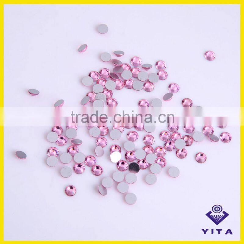 wholesale China crystal glass stone for clothing accessory