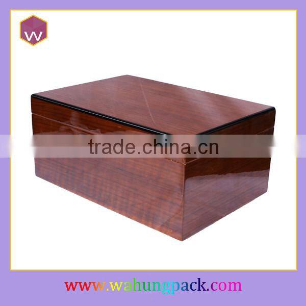 Unfinished wooden lacquer packaging cigar box