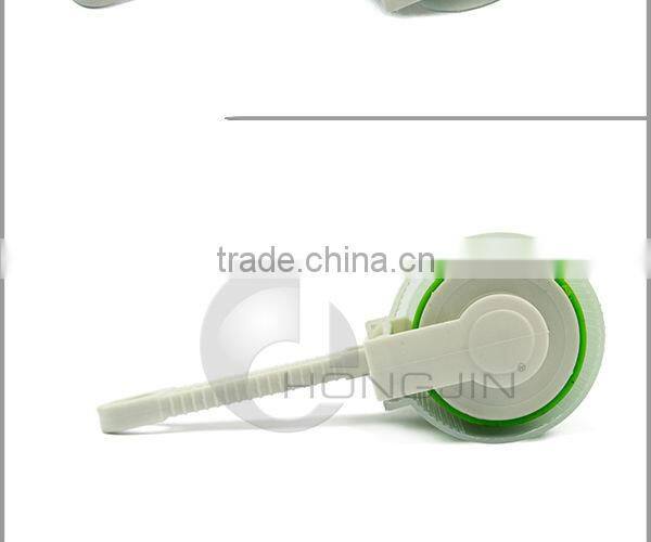 Medium Lint Roller with roller cover