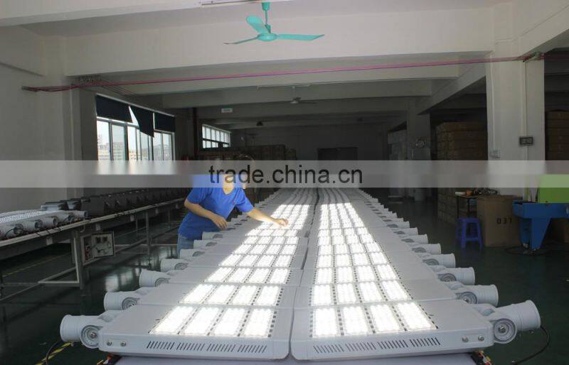 best selling premium CE ROHS FCC UL DLC cetification 36000lm outdoor lighting 300w led packing lot street light