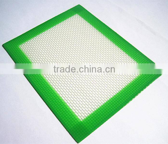wholesale FDA approved food grade non stick small 4x5" glass fibre non-stick platinum cured silicone mat oil dab wax