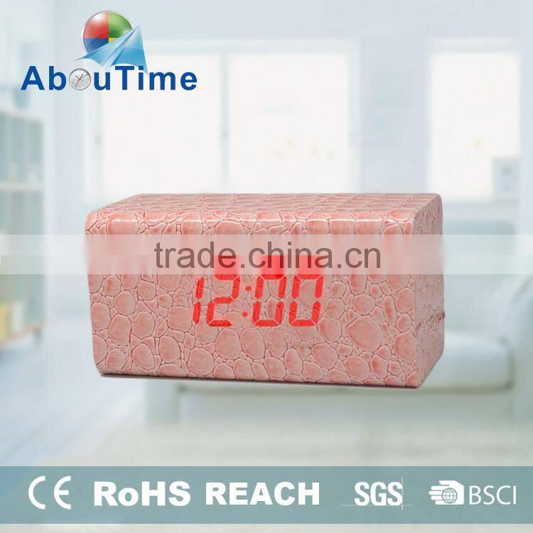 2016 new PU wooden led digital alarm clock