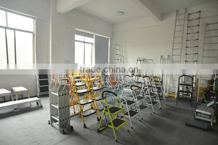 FOLDABLE 2, 3 & 4 STEP LADDER NON SLIP TREAD STEPLADDER