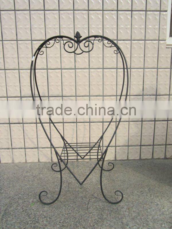 metal plant stand