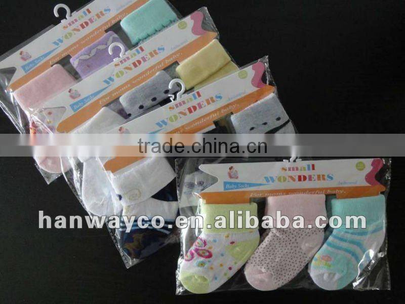 baby's socks, closeout socks, baby sock stocklots