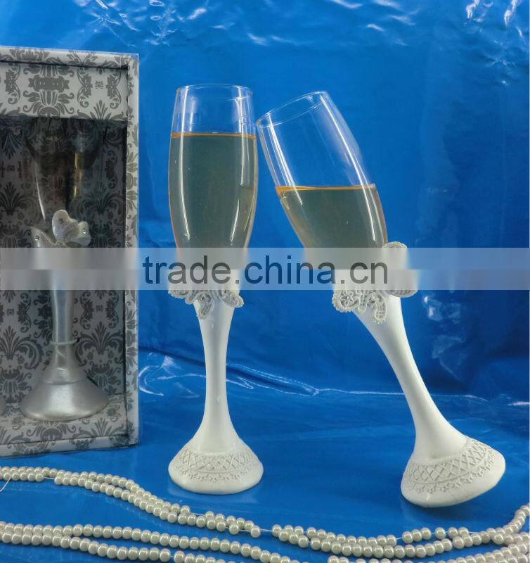 2014 nice butterfly with toasting flutes party supply wedding decoration