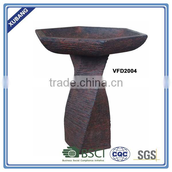 Landscaping rocky shape Birdbath/ Bird feeder